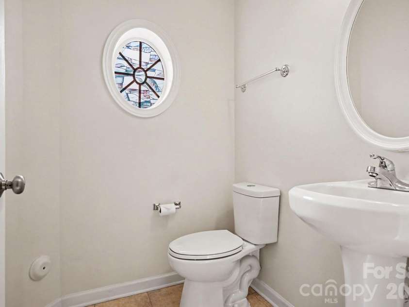 3707 Spanish Peak Drive, High Point, NC 27265.  MLS# CAR4407793, YatesRealty ID 41011. 