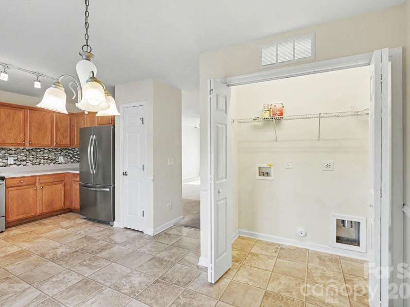 3707 Spanish Peak Drive, High Point, NC 27265.  MLS# CAR4407793, YatesRealty ID 41011. 