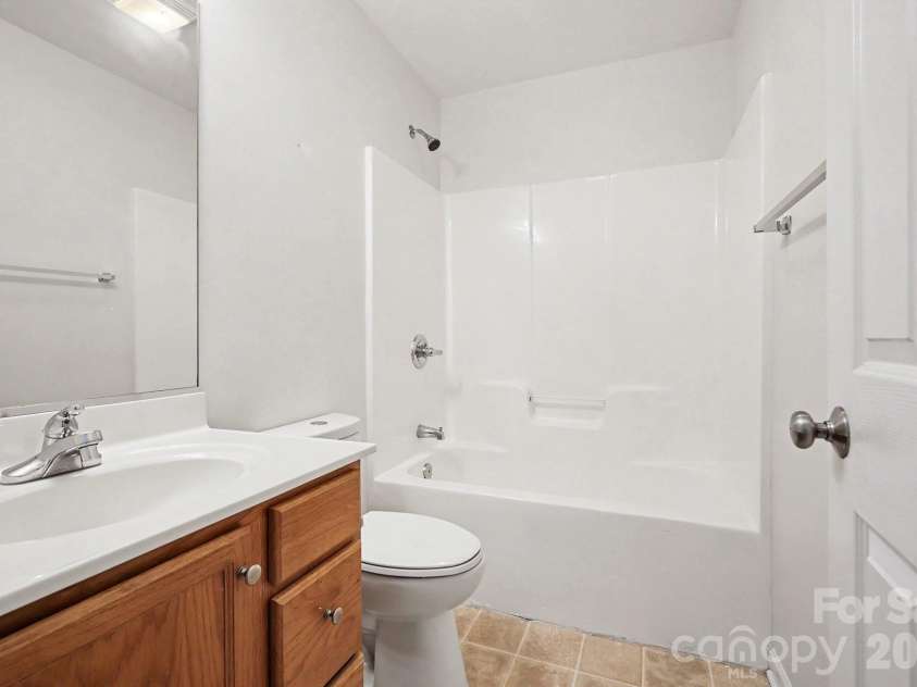 3707 Spanish Peak Drive, High Point, NC 27265.  MLS# CAR4407793, YatesRealty ID 41011. 