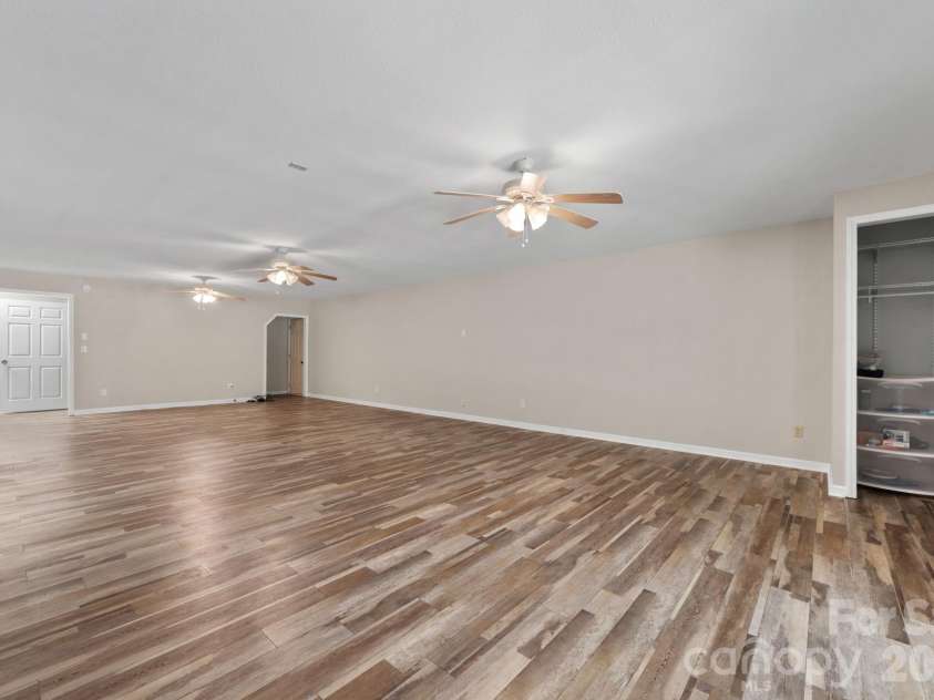 80 Hidden Bluff Lane, Horse Shoe, NC 28742.  MLS# CAR4429058, YatesRealty ID 41012. 