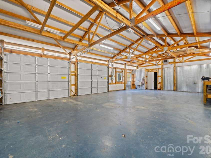 80 Hidden Bluff Lane, Horse Shoe, NC 28742.  MLS# CAR4429058, YatesRealty ID 41012. 