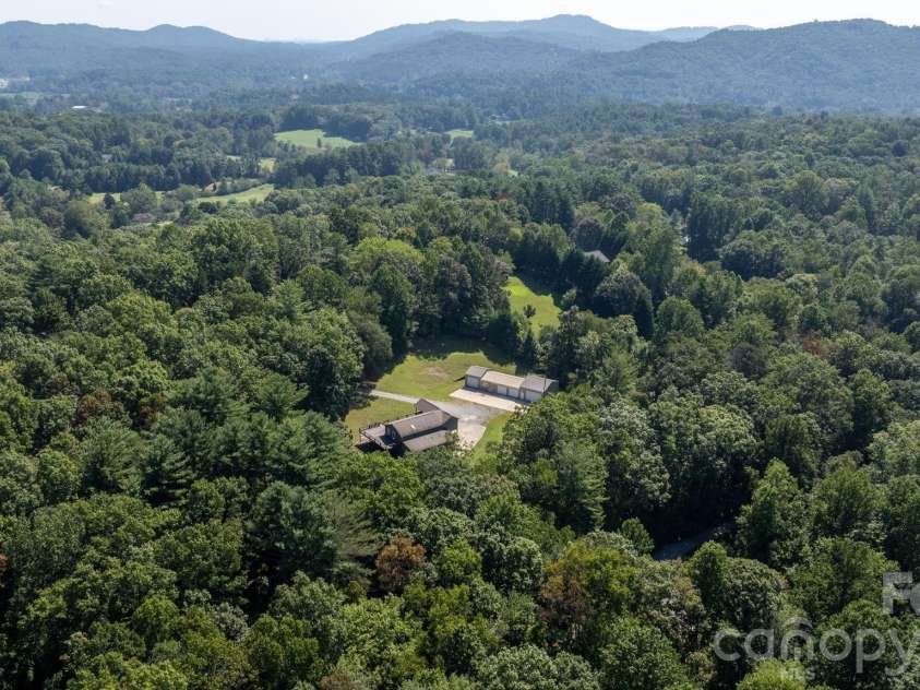 80 Hidden Bluff Lane, Horse Shoe, NC 28742.  MLS# CAR4429058, YatesRealty ID 41012. 