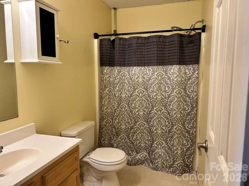 2042 Rocketts Way, Newton, NC 28658.  MLS# CAR4406584, YatesRealty ID 41013. 