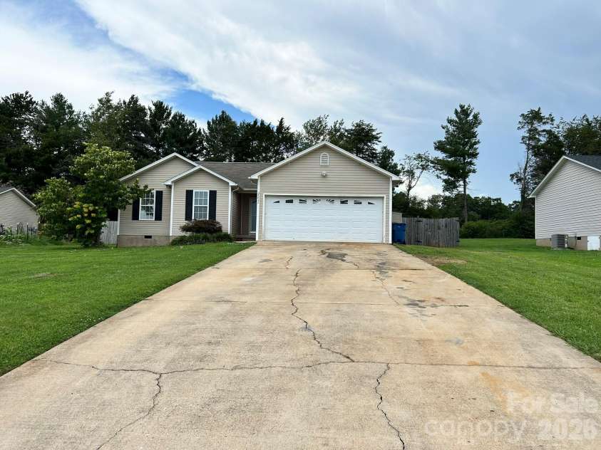 2042 Rocketts Way, Newton, NC 28658.  MLS# CAR4406584, YatesRealty ID 41013. 