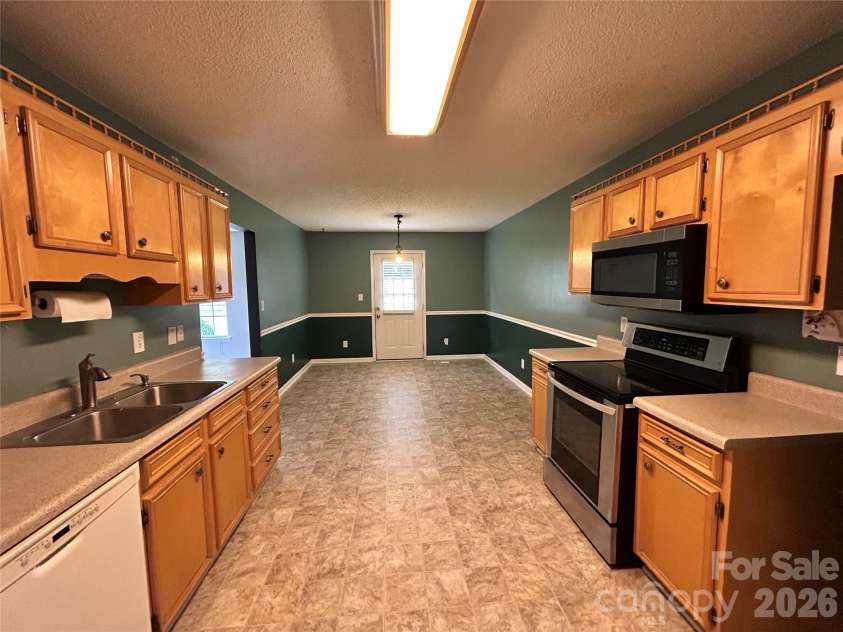 2042 Rocketts Way, Newton, NC 28658.  MLS# CAR4406584, YatesRealty ID 41013. 
