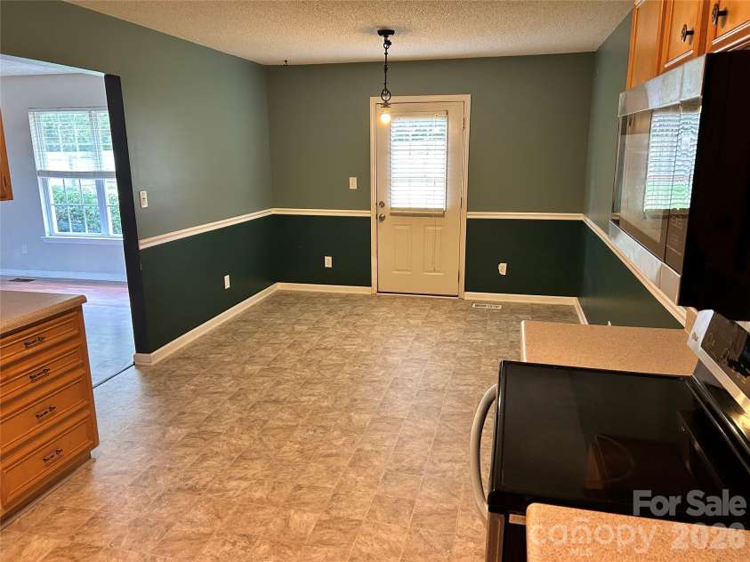2042 Rocketts Way, Newton, NC 28658.  MLS# CAR4406584, YatesRealty ID 41013. 