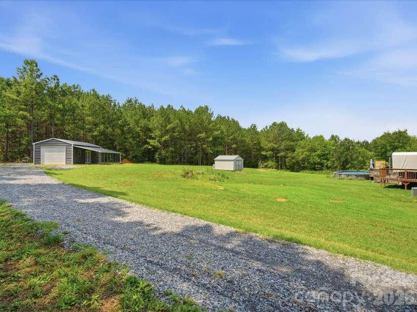 135 Thamon Road, Shelby, NC 28150.  MLS# CAR4405605, YatesRealty ID 41016. 