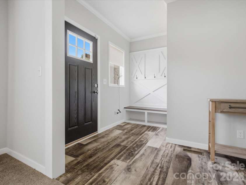 135 Thamon Road, Shelby, NC 28150.  MLS# CAR4405605, YatesRealty ID 41016. 