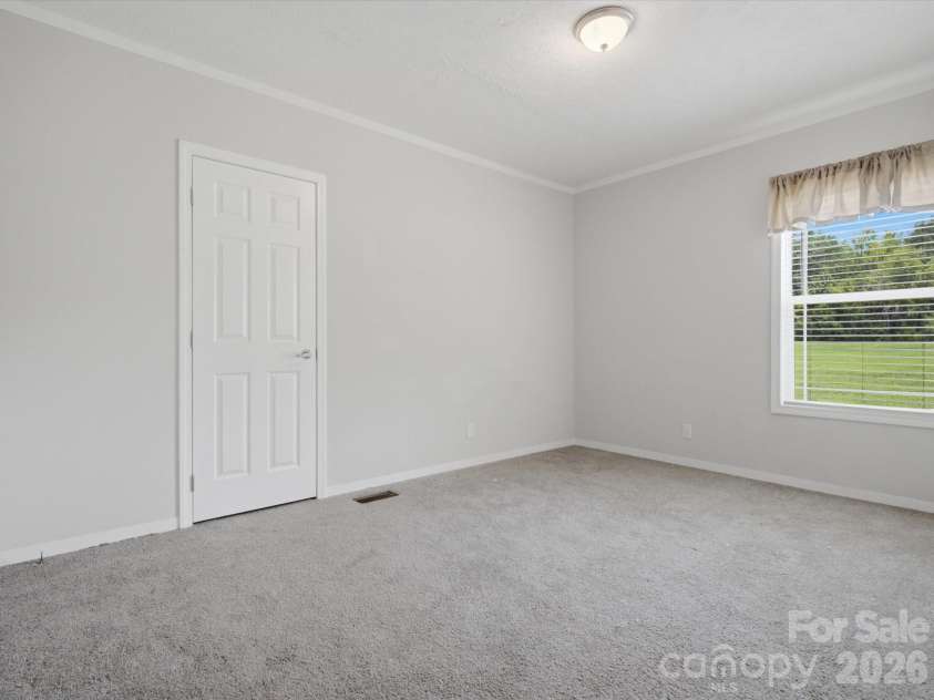 135 Thamon Road, Shelby, NC 28150.  MLS# CAR4405605, YatesRealty ID 41016. 