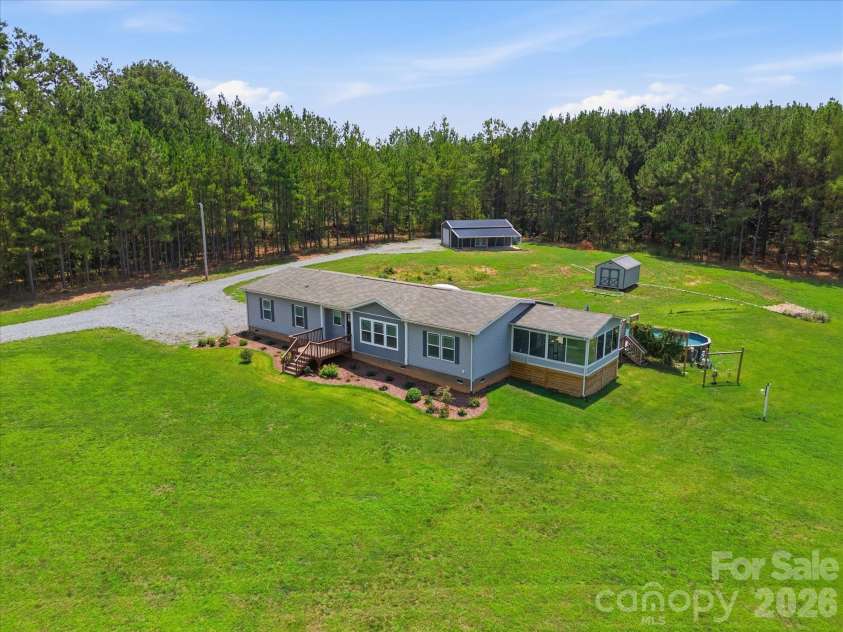 135 Thamon Road, Shelby, NC 28150.  MLS# CAR4405605, YatesRealty ID 41016. 