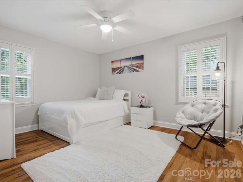 9732 Leeswood Lane, Matthews, NC 28105.  MLS# CAR4407441, YatesRealty ID 41017. 