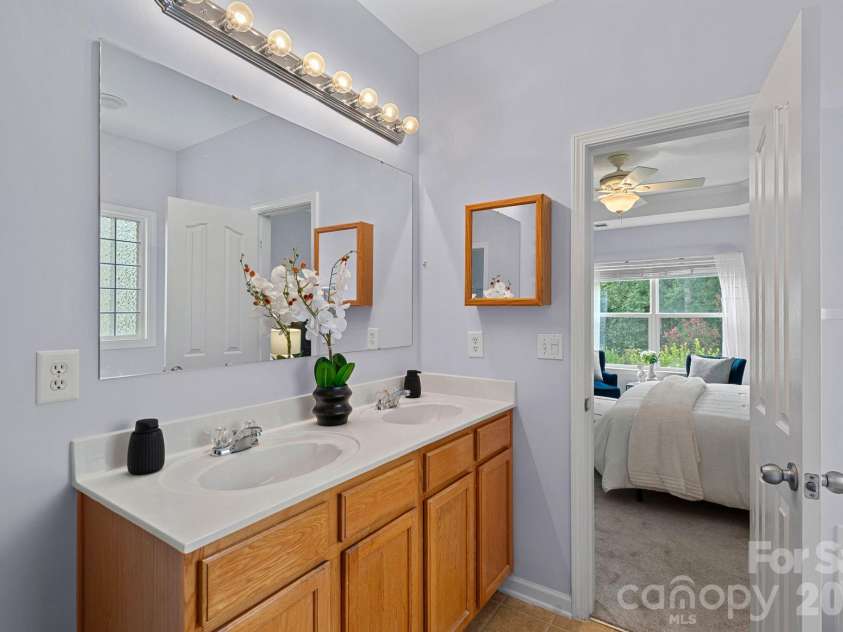 3006 Centerview Drive, Indian Trail, NC 28079.  MLS# CAR4408368, YatesRealty ID 41018. 
