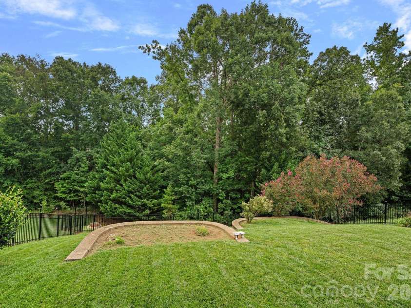 3006 Centerview Drive, Indian Trail, NC 28079.  MLS# CAR4408368, YatesRealty ID 41018. 