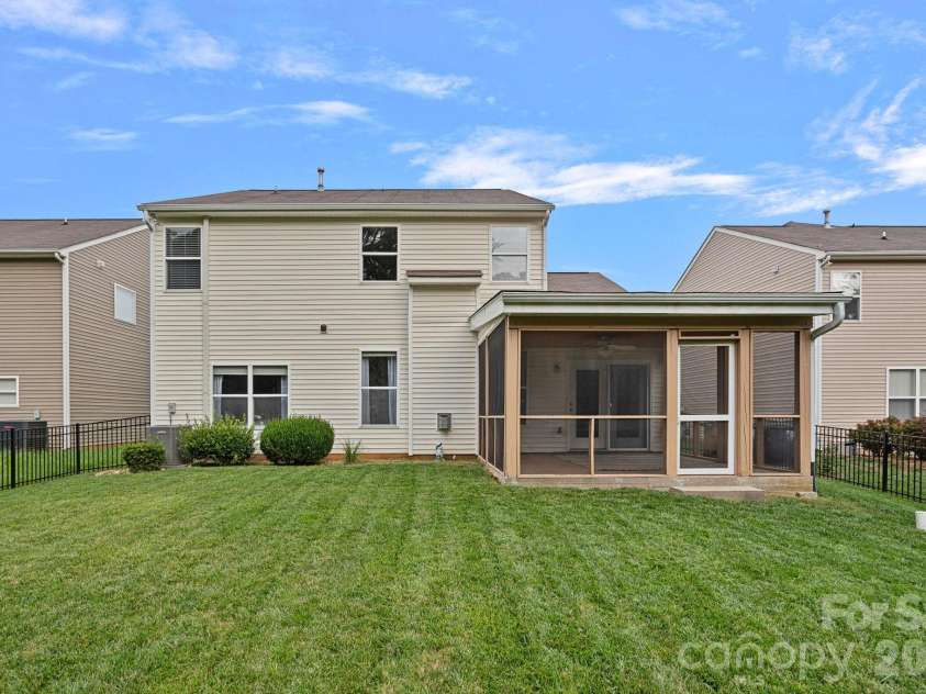 3006 Centerview Drive, Indian Trail, NC 28079.  MLS# CAR4408368, YatesRealty ID 41018. 