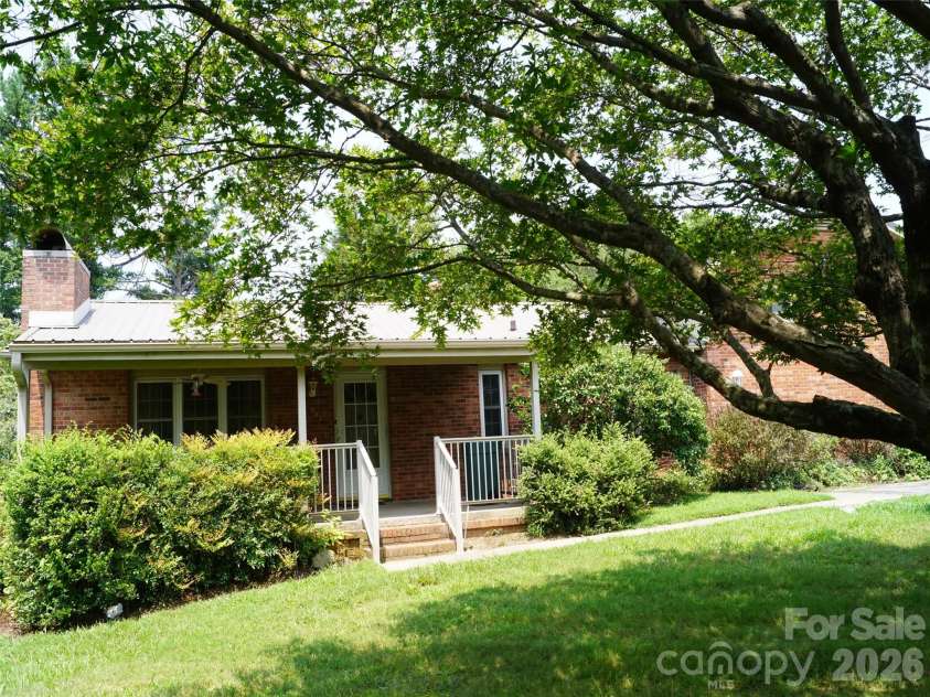 887 Upward Road, Flat Rock, NC 28731.  MLS# CAR4408229, YatesRealty ID 41019. 