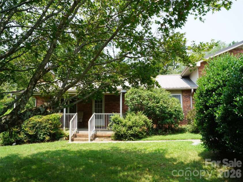 887 Upward Road, Flat Rock, NC 28731.  MLS# CAR4408229, YatesRealty ID 41019. 