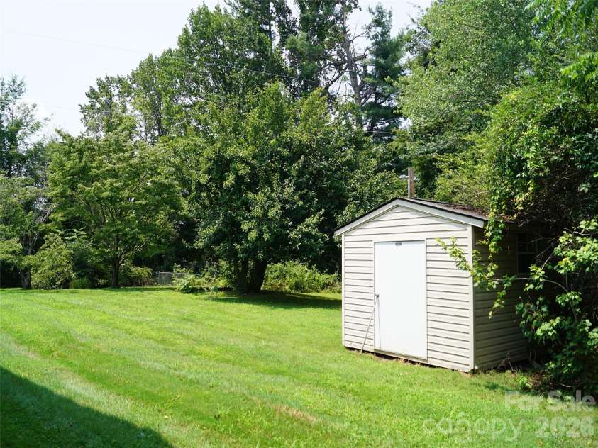887 Upward Road, Flat Rock, NC 28731.  MLS# CAR4408229, YatesRealty ID 41019. 