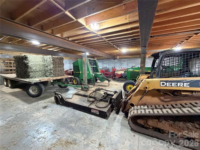 1012 Gregory Drive, Hamptonville, NC 27020.  MLS# CAR4335363, YatesRealty ID 4102. 