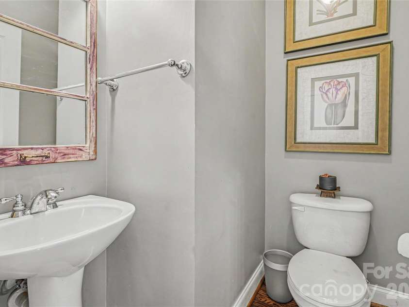 10224 Tolleson Avenue, Charlotte, NC 28277.  MLS# CAR4403686, YatesRealty ID 41021. 