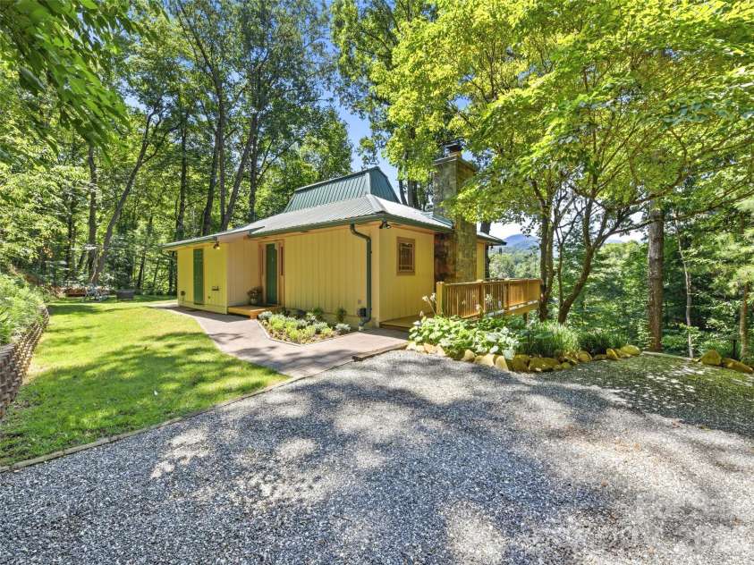 460 Speedwell Acres Road, Cullowhee, NC 28723.  MLS# CAR4410072, YatesRealty ID 41023. 