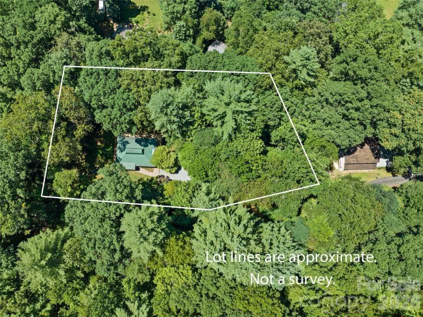 460 Speedwell Acres Road, Cullowhee, NC 28723.  MLS# CAR4410072, YatesRealty ID 41023. 