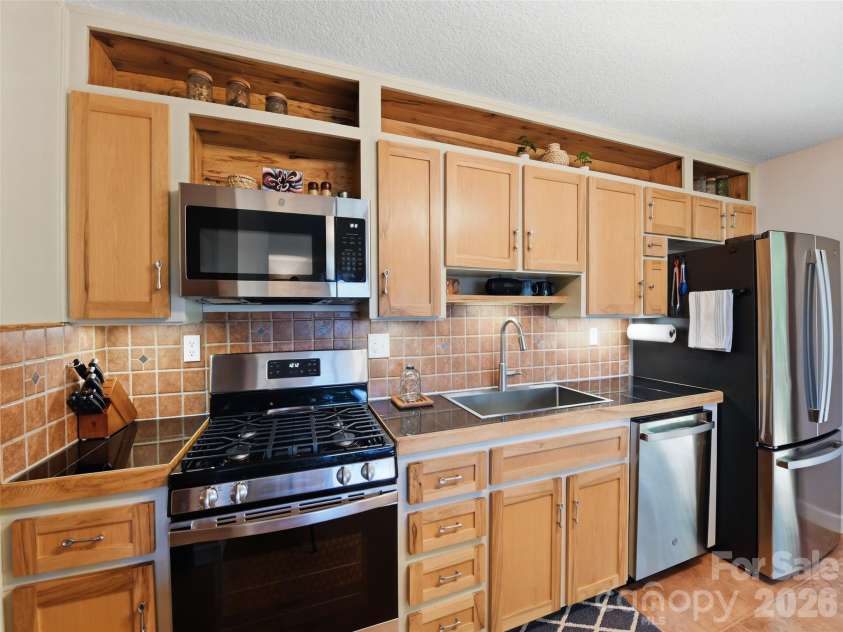 460 Speedwell Acres Road, Cullowhee, NC 28723.  MLS# CAR4410072, YatesRealty ID 41023. 