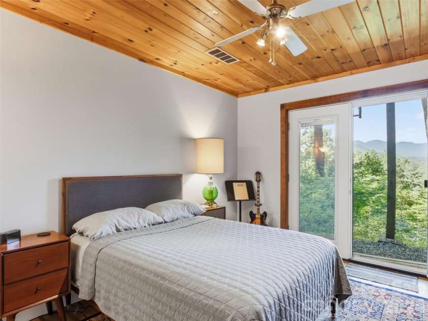 460 Speedwell Acres Road, Cullowhee, NC 28723.  MLS# CAR4410072, YatesRealty ID 41023. 