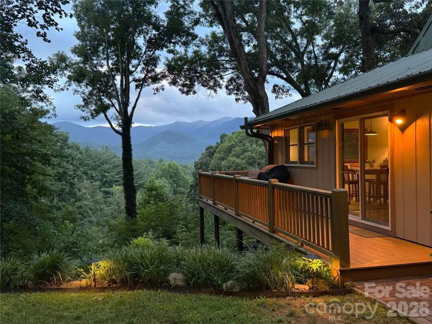 460 Speedwell Acres Road, Cullowhee, NC 28723.  MLS# CAR4410072, YatesRealty ID 41023. 