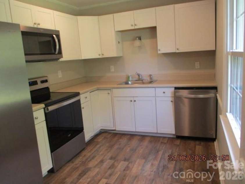 8100 Wynnview Road, Indian Trail, NC 28079.  MLS# CAR4378700, YatesRealty ID 41024. 