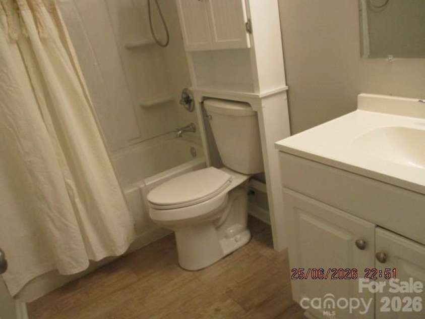 8100 Wynnview Road, Indian Trail, NC 28079.  MLS# CAR4378700, YatesRealty ID 41024. 