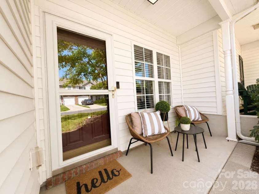 13927 Singleleaf Lane, Charlotte, NC 28278.  MLS# CAR4408876, YatesRealty ID 41028. 