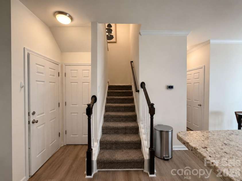13927 Singleleaf Lane, Charlotte, NC 28278.  MLS# CAR4408876, YatesRealty ID 41028. 
