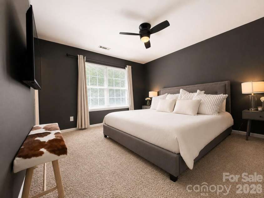 13927 Singleleaf Lane, Charlotte, NC 28278.  MLS# CAR4408876, YatesRealty ID 41028. Main