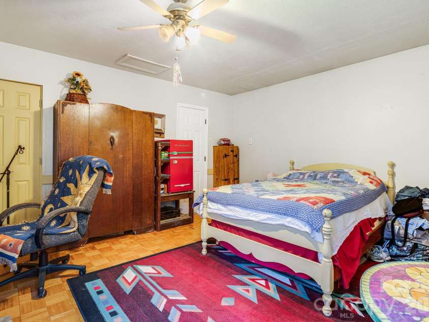 55 Heavenly Lane, Fairview, NC 28730.  MLS# CAR4341248, YatesRealty ID 4103. 