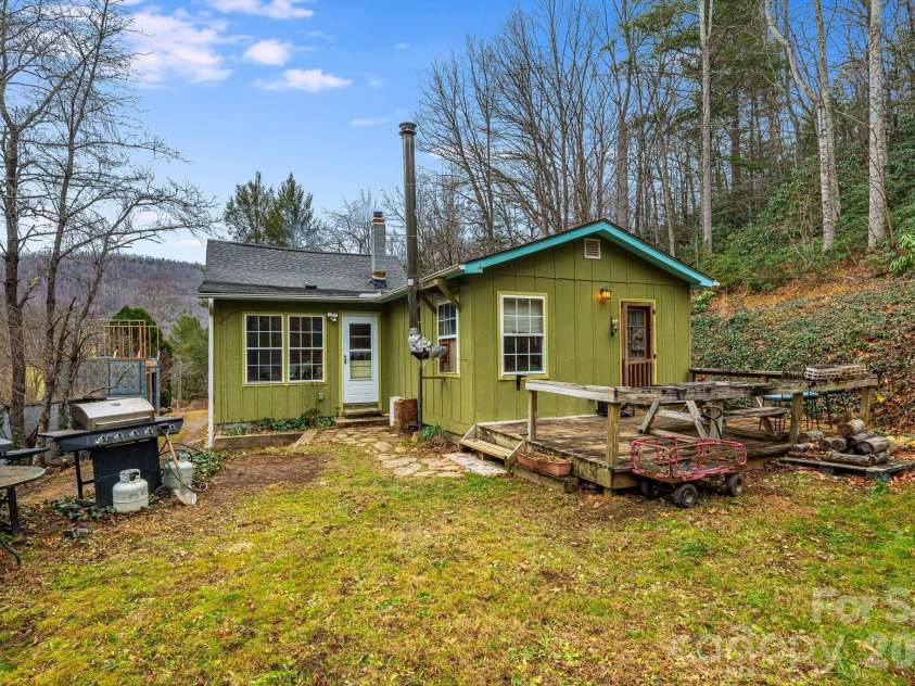 55 Heavenly Lane, Fairview, NC 28730.  MLS# CAR4341248, YatesRealty ID 4103. Rear of the main house