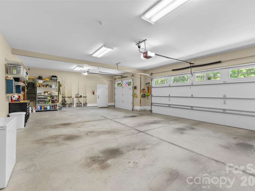 2551 Eagle Drive, Conover, NC 28613.  MLS# CAR4408990, YatesRealty ID 41030. Garage