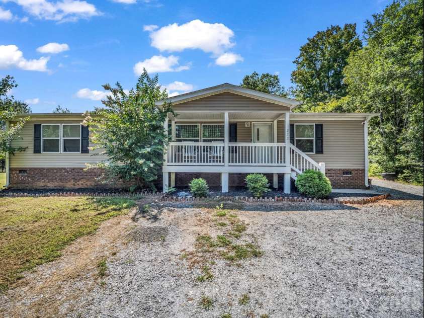 277 Eldon Grove Drive, Mooresboro, NC 28114.  MLS# CAR4409588, YatesRealty ID 41032. 
