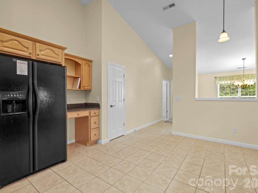 17 Coventry Circle, Franklin, NC 28734.  MLS# CAR4407663, YatesRealty ID 41035. 