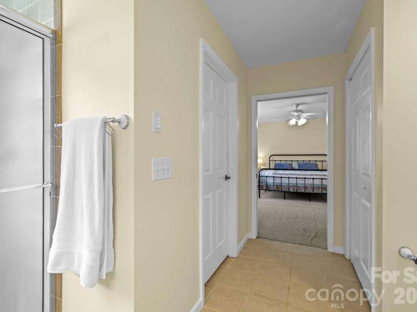 17 Coventry Circle, Franklin, NC 28734.  MLS# CAR4407663, YatesRealty ID 41035. 
