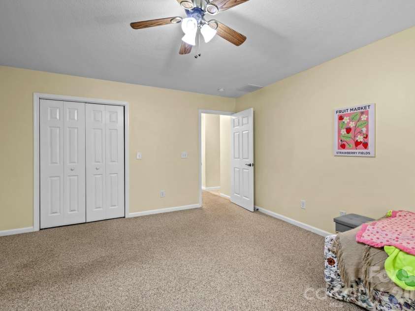 17 Coventry Circle, Franklin, NC 28734.  MLS# CAR4407663, YatesRealty ID 41035. 