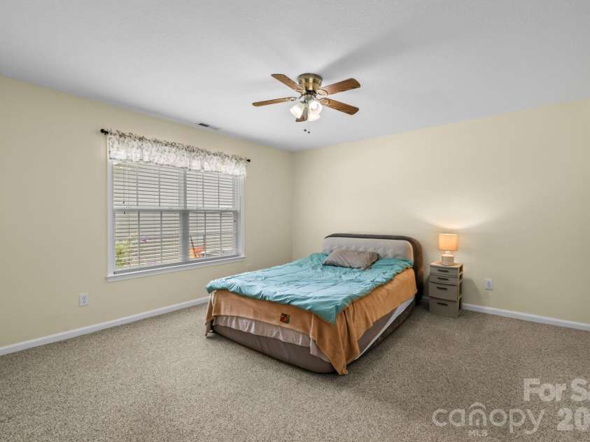 17 Coventry Circle, Franklin, NC 28734.  MLS# CAR4407663, YatesRealty ID 41035. 