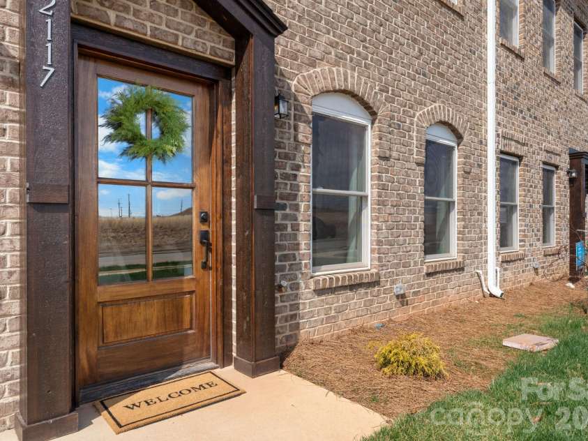 2115 24th Street Lane, Hickory, NC 28602.  MLS# CAR4410614, YatesRealty ID 41036. 
