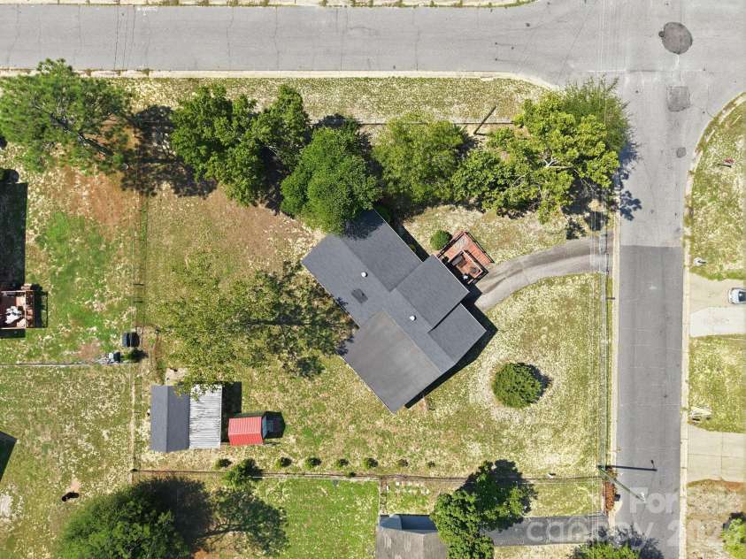 3261 Vardaman Avenue, Hope Mills, NC 28348.  MLS# CAR4410540, YatesRealty ID 41038. 