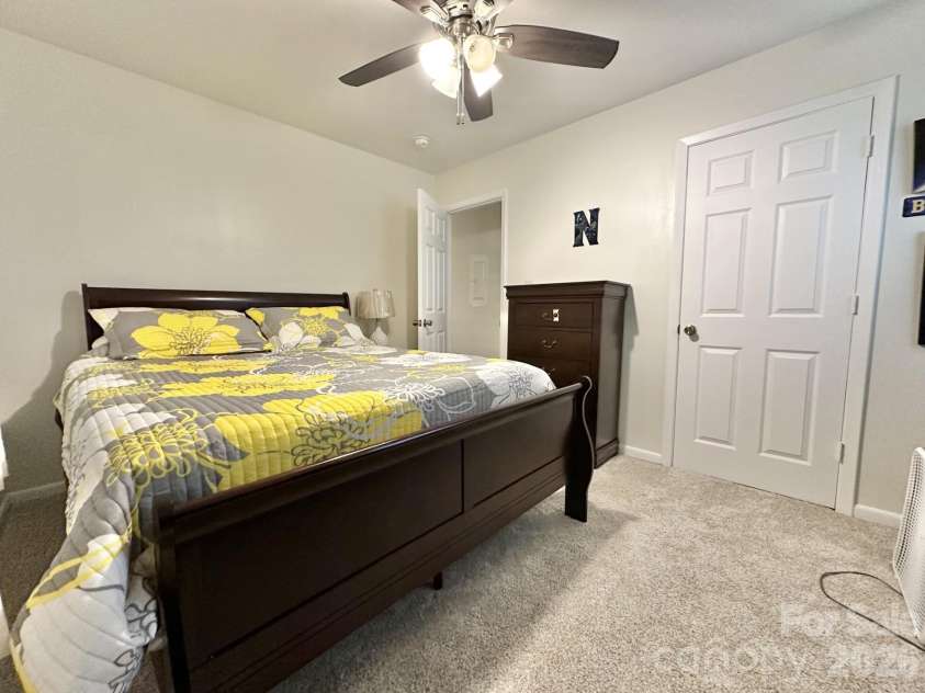 3261 Vardaman Avenue, Hope Mills, NC 28348.  MLS# CAR4410540, YatesRealty ID 41038. 