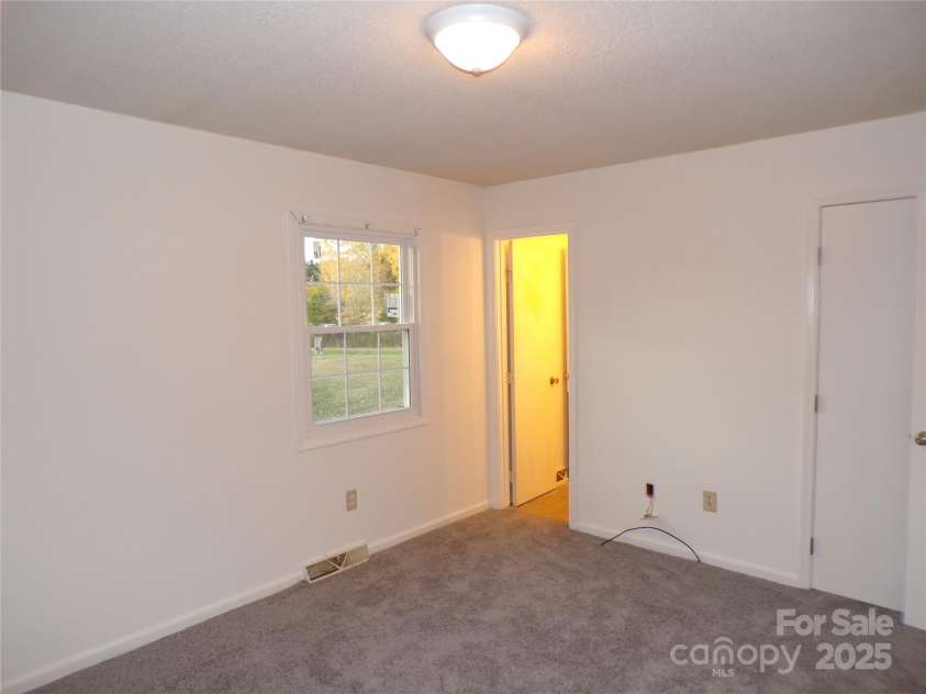 5391 Sapp Road, Kannapolis, NC 28083.  MLS# CAR4238848, YatesRealty ID 4104. 