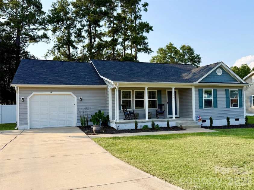 118 Elder Street, Rockingham, NC 28379.  MLS# CAR4410698, YatesRealty ID 41041. 