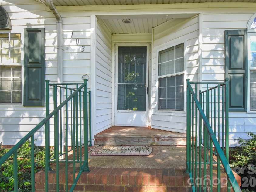 103 Key West Lane, Mooresville, NC 28115.  MLS# CAR4410459, YatesRealty ID 41044. 