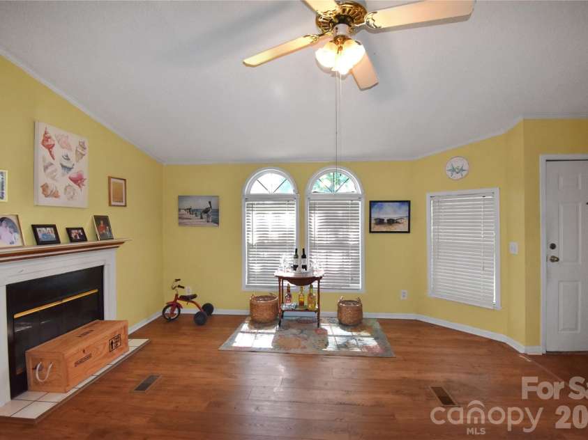 103 Key West Lane, Mooresville, NC 28115.  MLS# CAR4410459, YatesRealty ID 41044. 