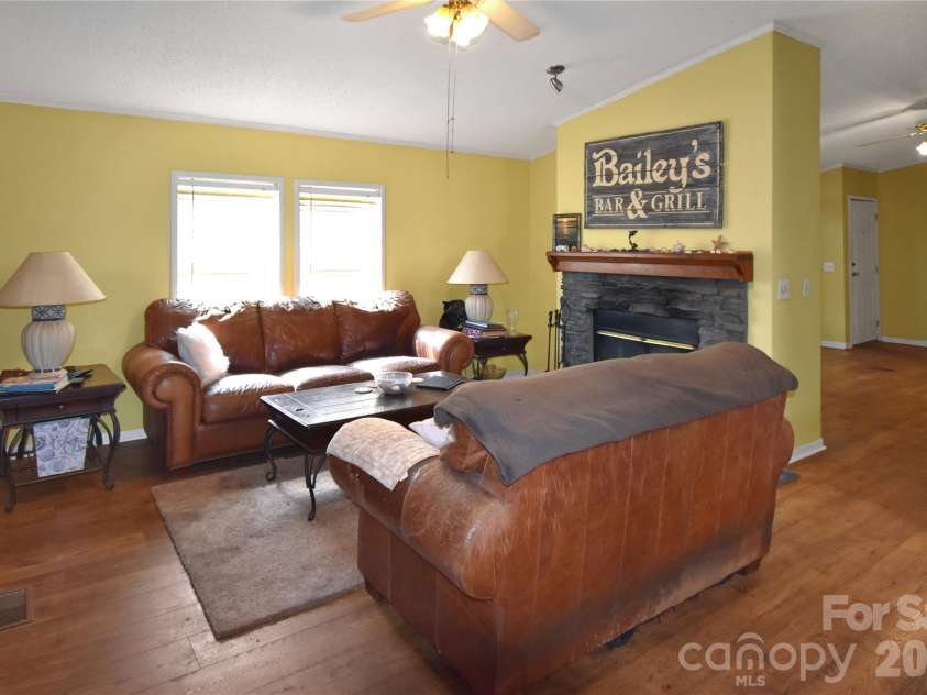 103 Key West Lane, Mooresville, NC 28115.  MLS# CAR4410459, YatesRealty ID 41044. 