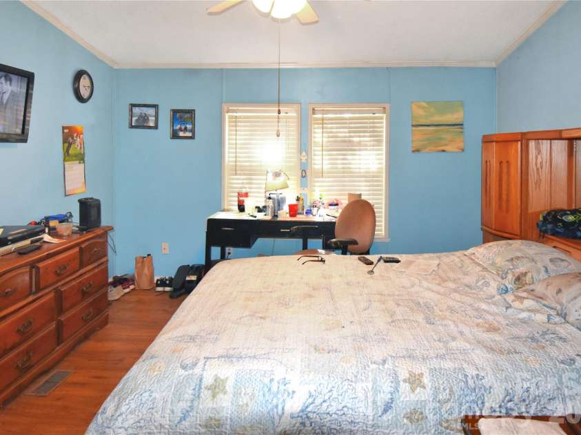 103 Key West Lane, Mooresville, NC 28115.  MLS# CAR4410459, YatesRealty ID 41044. 